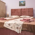 Nyaraló Parisi Naxos Deluxe Angídia