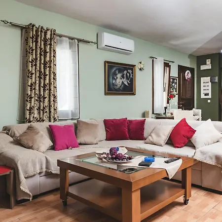 بيت للعطل Parisi Naxos Deluxe