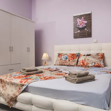 Tatil Evi Parisi Naxos Deluxe *