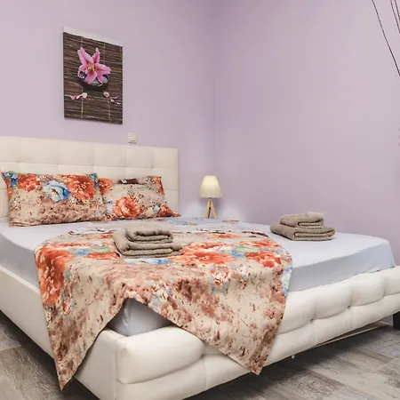 Parisi Naxos Deluxe Tatil Evi Agkidia