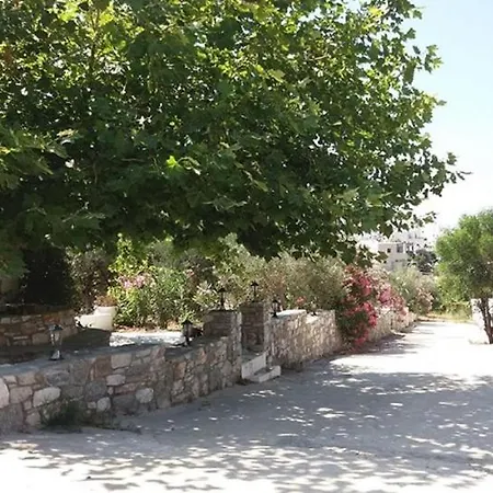 בית נופש Parisi Naxos Deluxe *